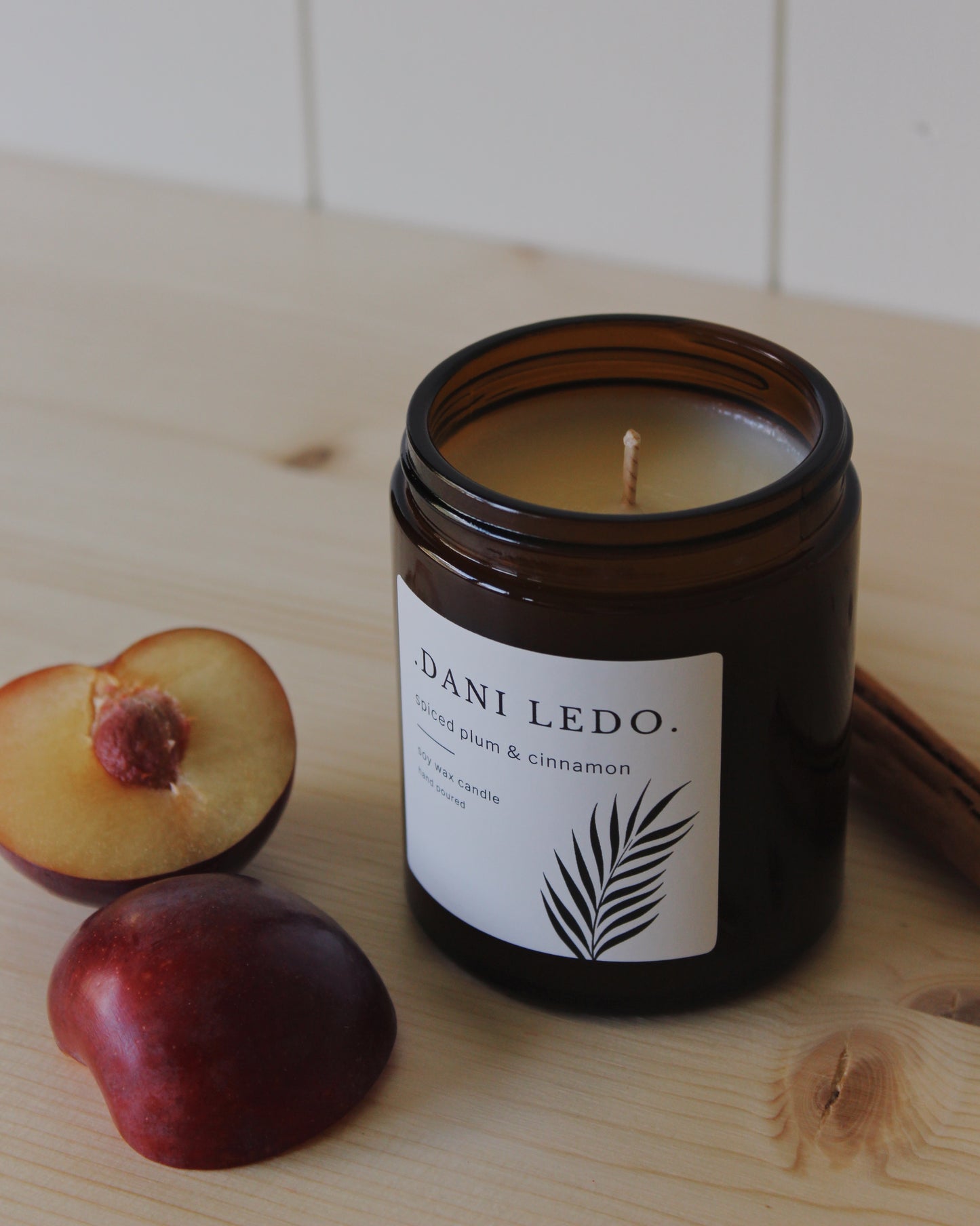 Spiced Plum & Cinnamon Single Wick Candle